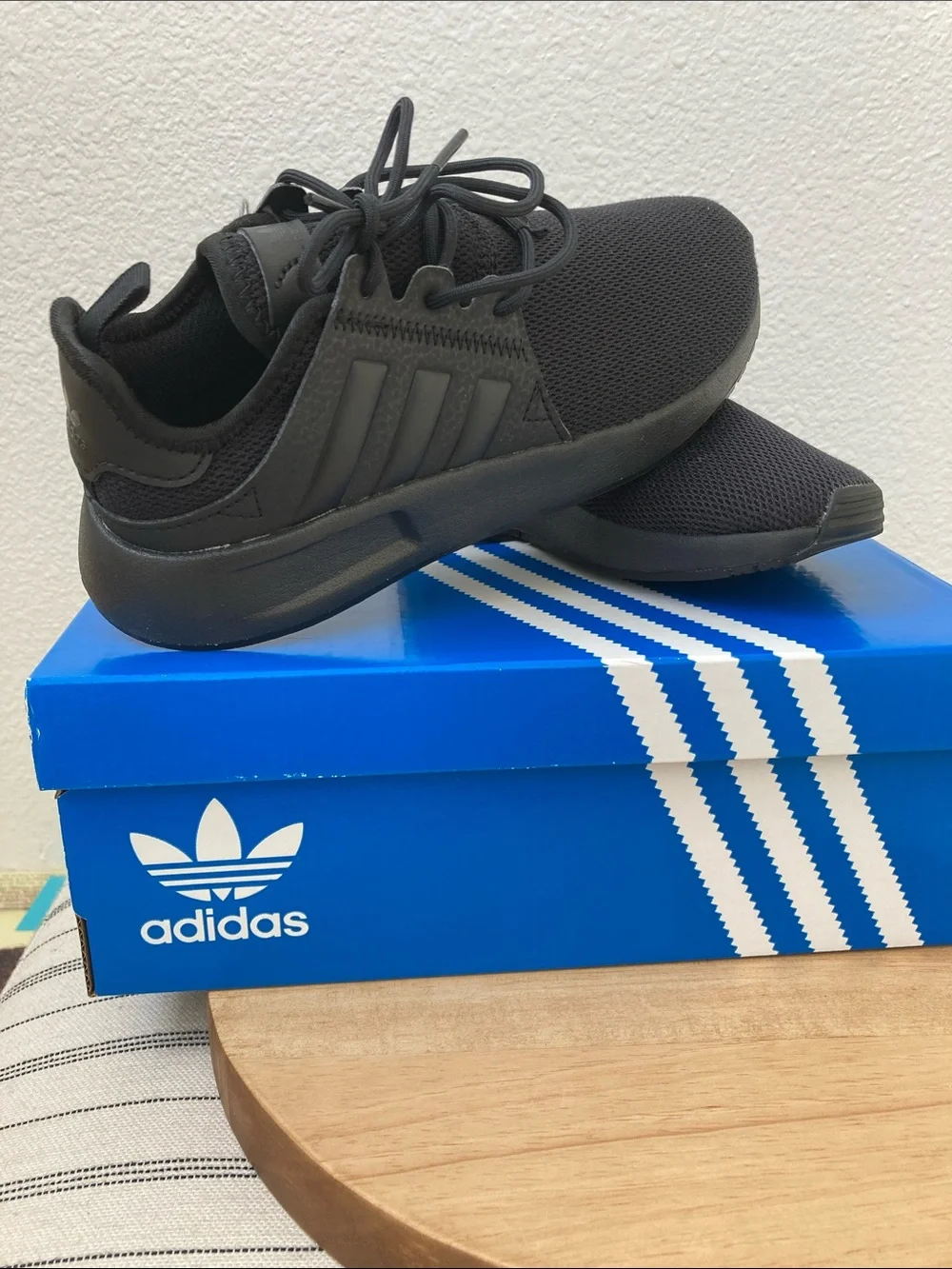 adidas all black
